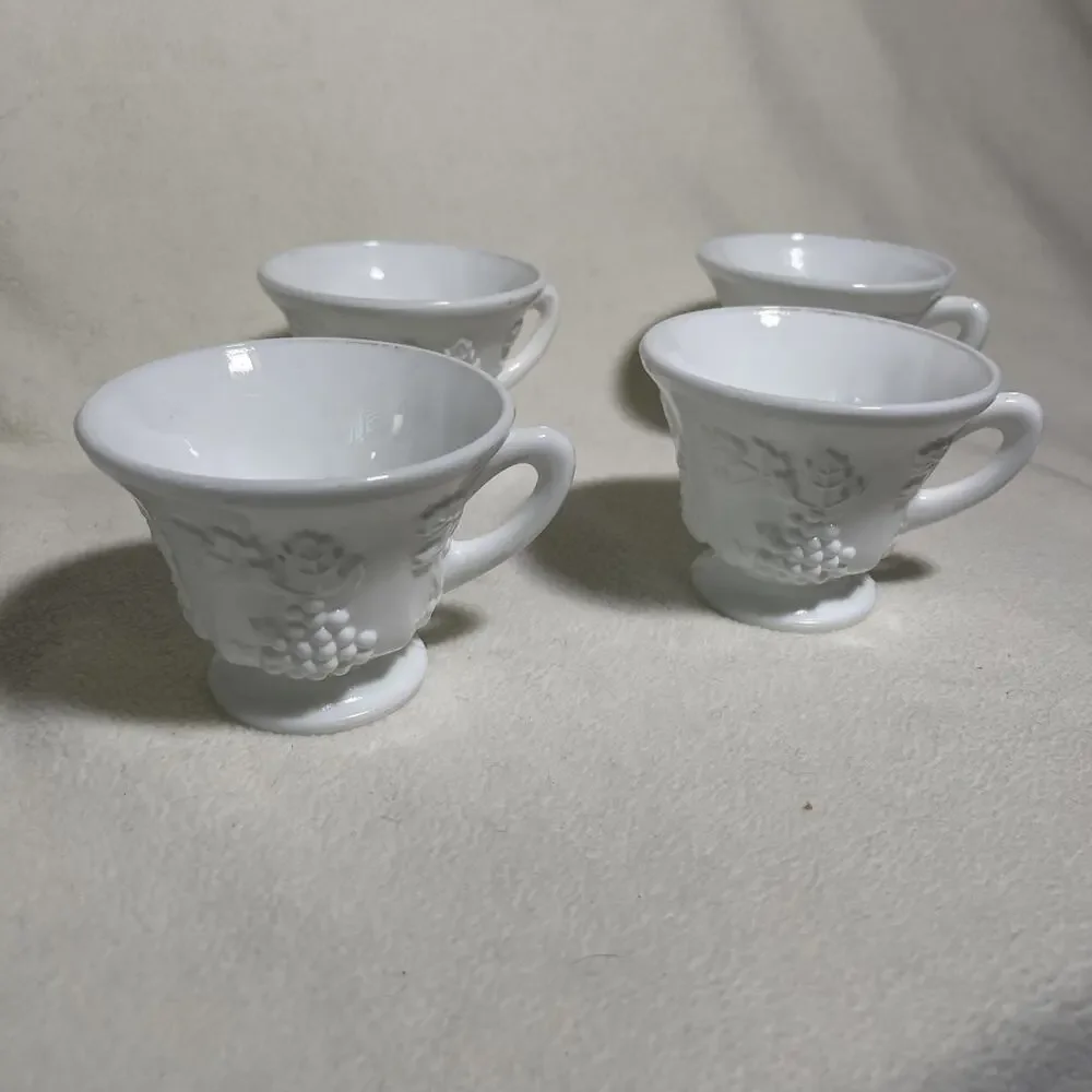 LOT of 4 VINTAGE White Milk Glass Indiana Colony Harvest Grape Pedestal Cups